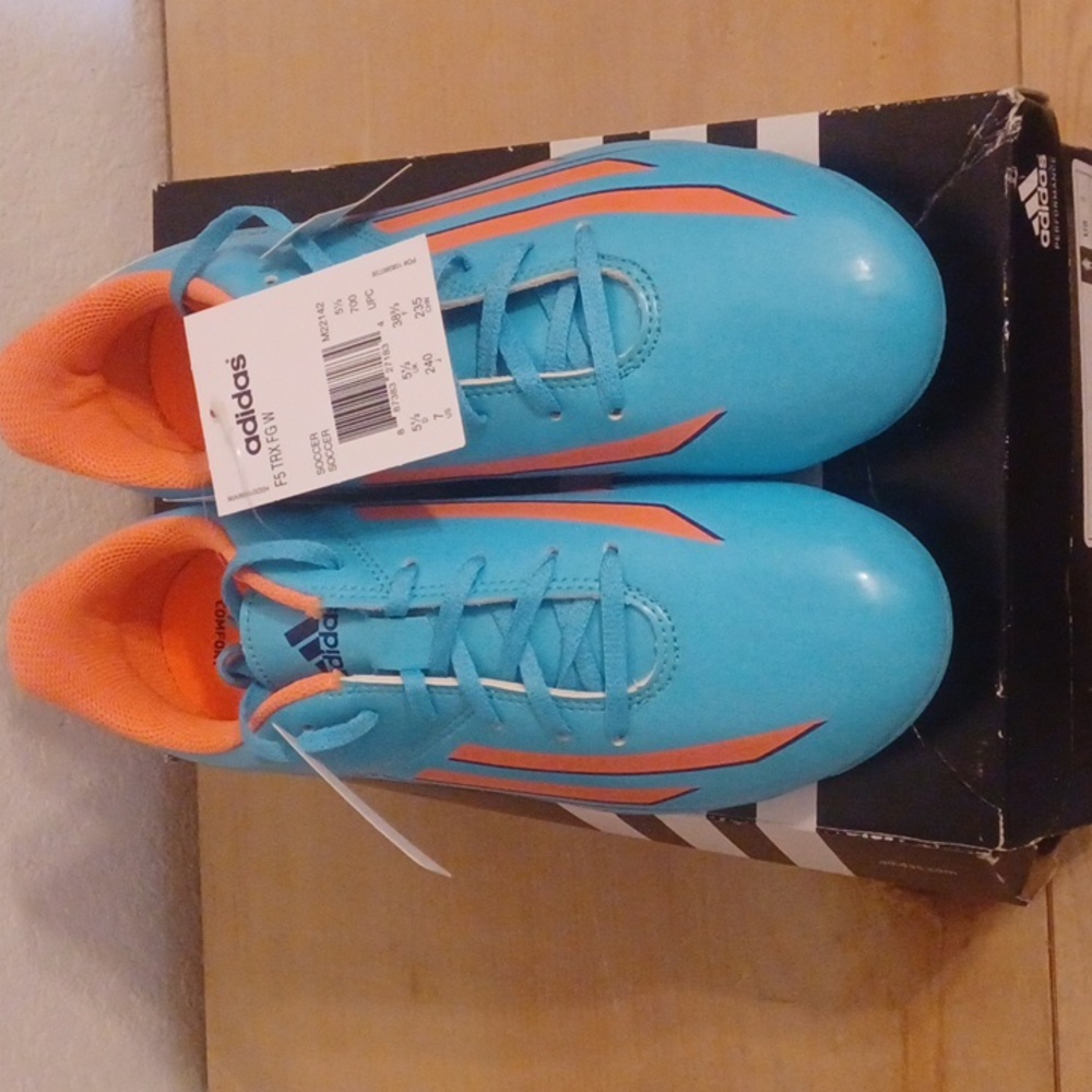 Adidas soccer shoes F5 TRX FG W